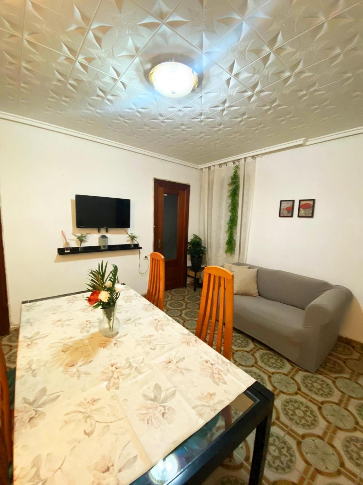 Valencia Well Located Shared Apartment Luaran gambar