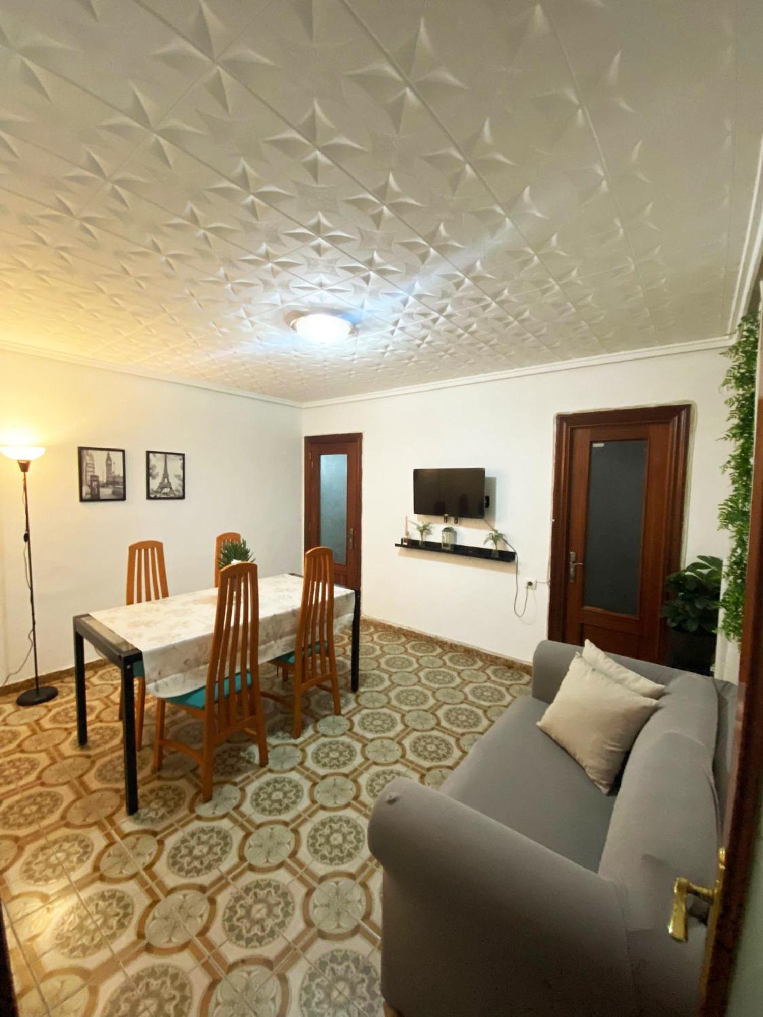 Valencia Well Located Shared Apartment Luaran gambar