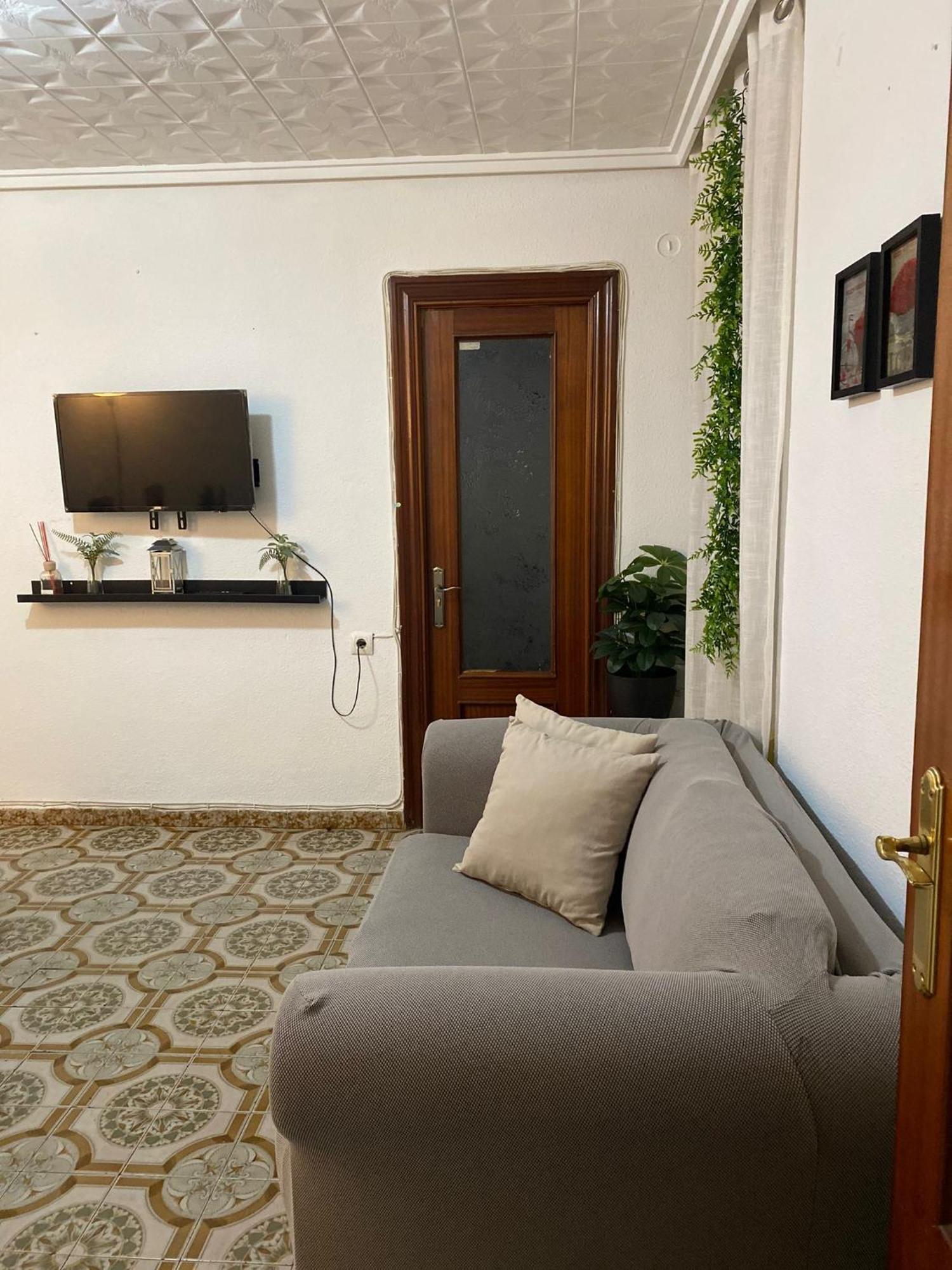 Valencia Well Located Shared Apartment Luaran gambar